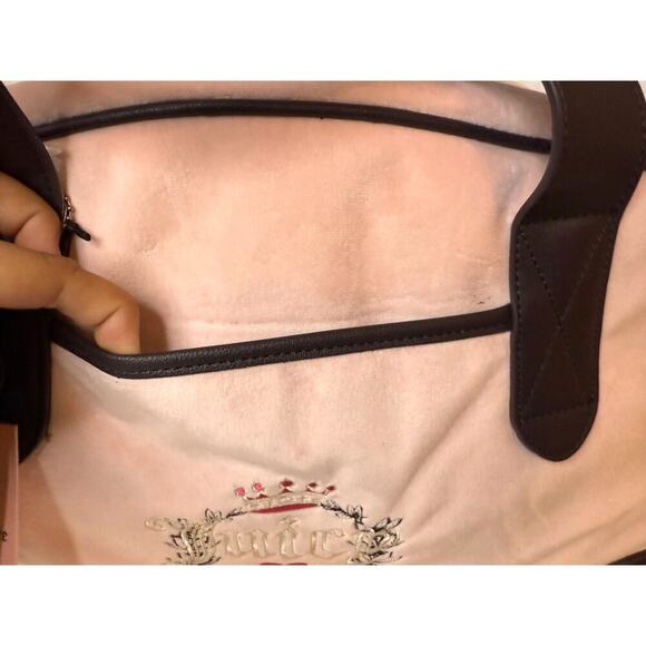 Juicy Couture Heritage WEEKENDER Velour Powder Blush Retail $118 - Picture 10 of 10
